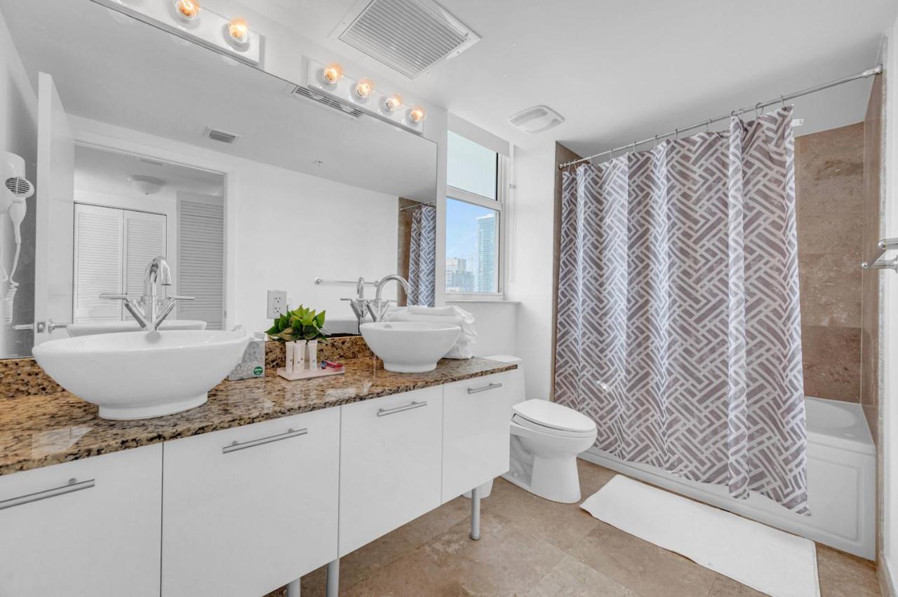 Iconic 2 Bedroom Loft Brickell-Stunning Views Miami Eksteriør billede